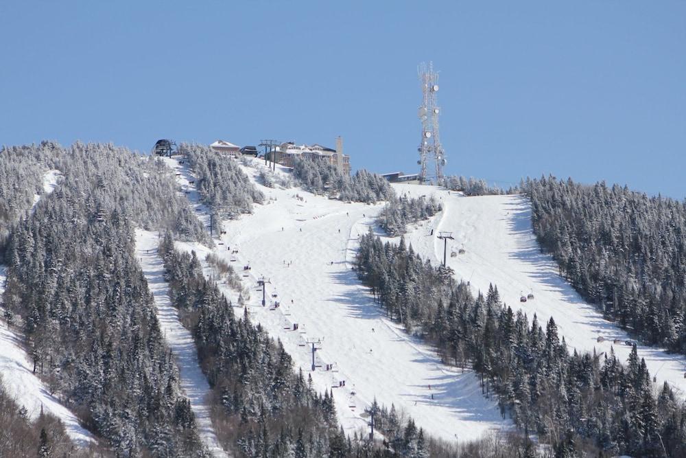 Hotel Vacances Tremblant Mont-Tremblant Exterior photo