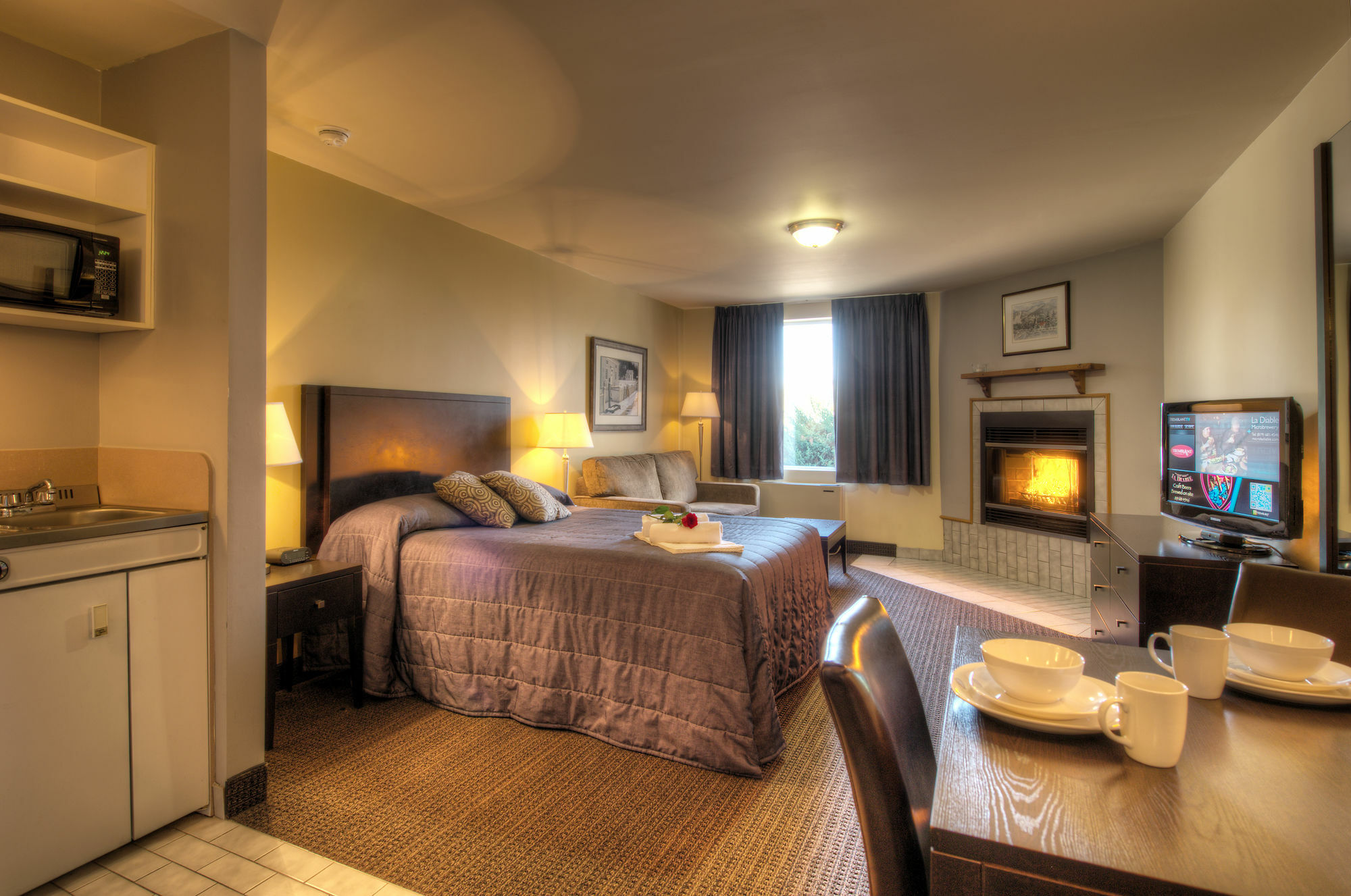 Hotel Vacances Tremblant Mont-Tremblant Exterior photo