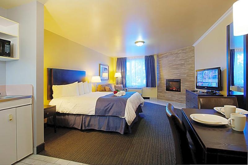 Hotel Vacances Tremblant Mont-Tremblant Exterior photo